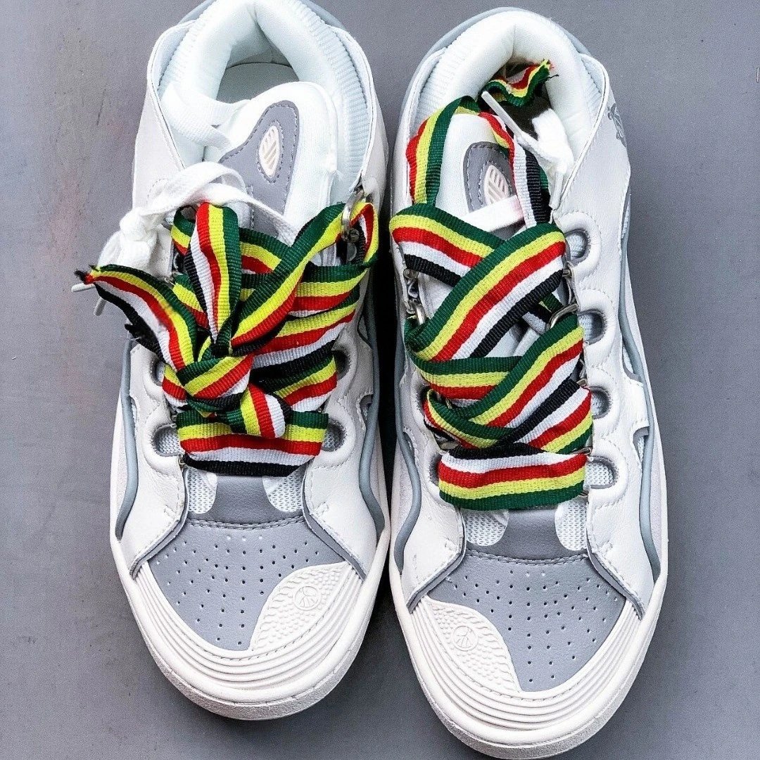 la*nv*in shoes