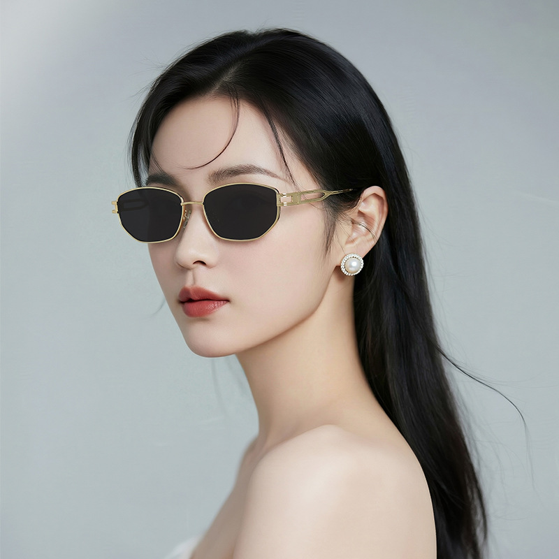 New European and American Cross-Border Cat-Eye Sunglasses, High-End Triangular Sunglasses, Metal Frame Sunglasses, Fashionable Glasses