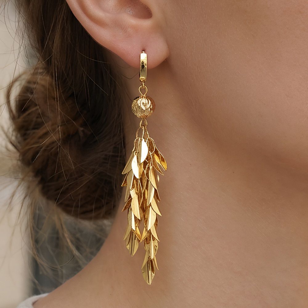 2026 New Stylish and Elegant Sparkling Earrings for Women, Metal Tassel Ear Accessories That Make the Face Look Slimmer