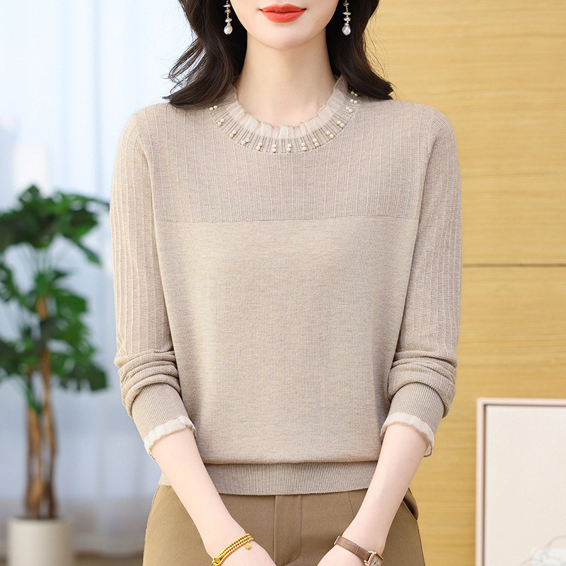 2026 Thin Knit Top for Middle-Aged Women, New Stylish Round-Neck Lace Loose Long-Sleeve Base Shirt for Spring and Autumn