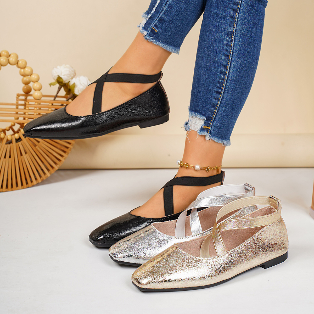 2026 Spring New Style Square-Toe Single Shoes for Women, Retro Cross-Strap Shallow Mary Jane Shoes, Sizes 35-43, Large Size Women's Shoes