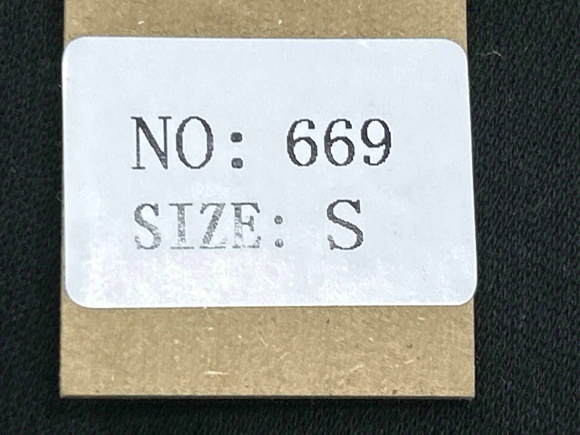 Product No 669 Size S