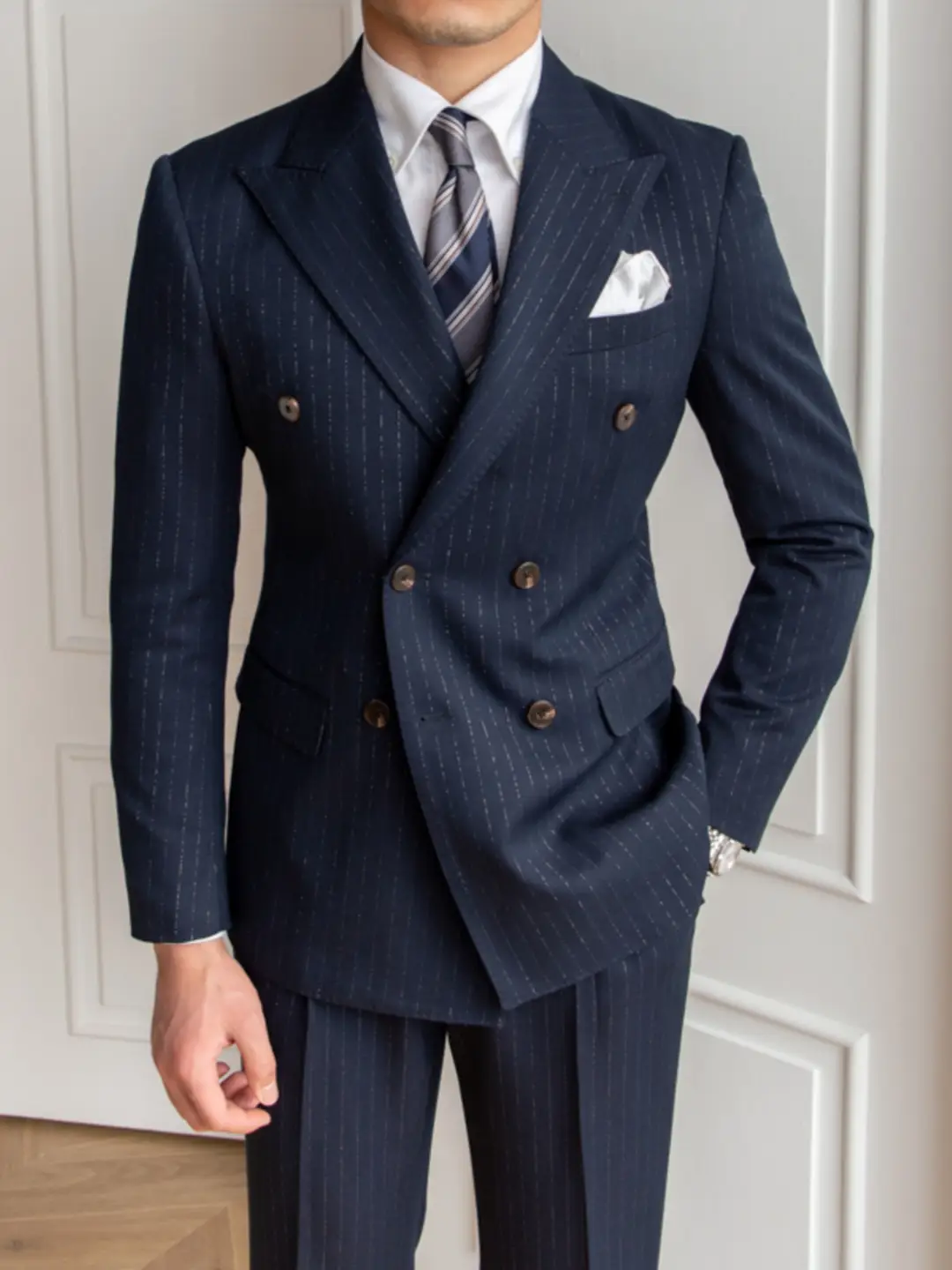 Mr. Lu San Banquet Gold Silk Stripes Double Breasted Elegant Suit British Business Casual Retro Suit Men