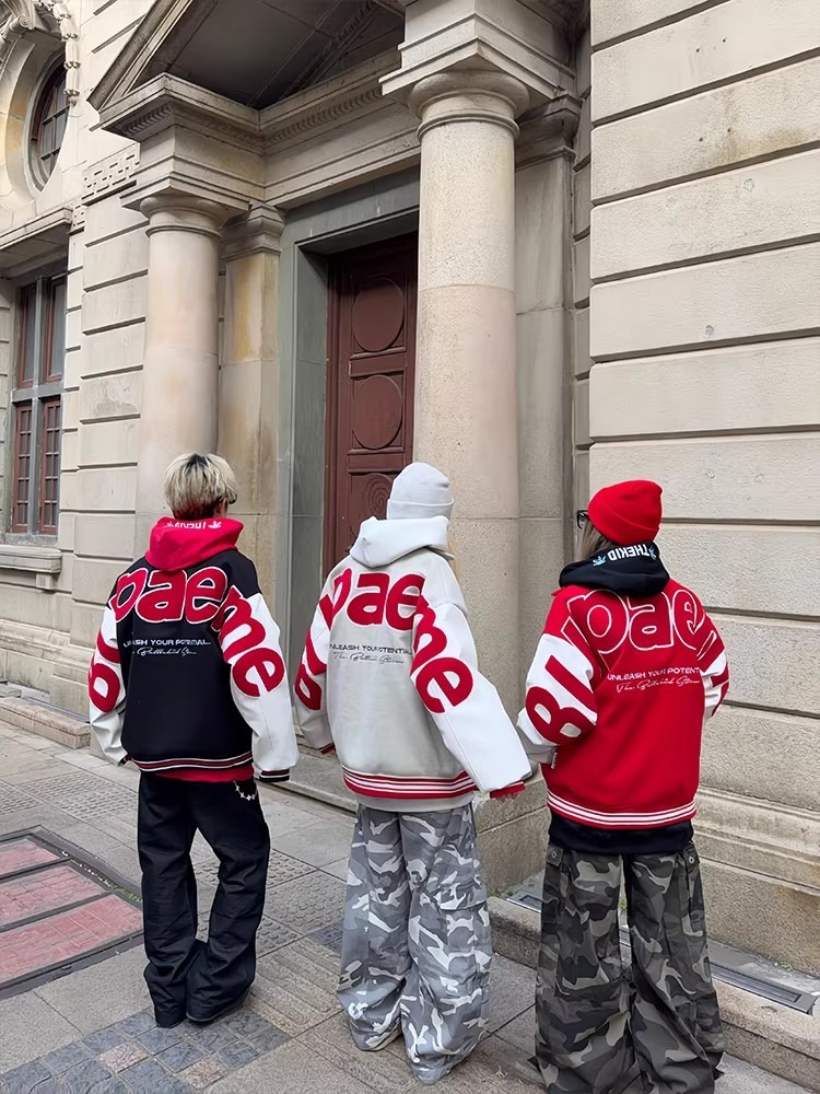 American-Style Embroidered Baseball Jacket, Retro Color-Blocking Letter Design, Unisex Spring Sweatshirt, Casual College Style Jacket, Cross-Border Outerwear