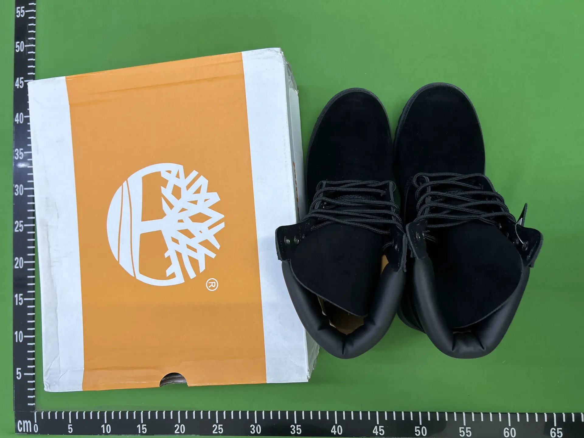 Timberland Classic 6 Inch Premium Waterproof Boots Black