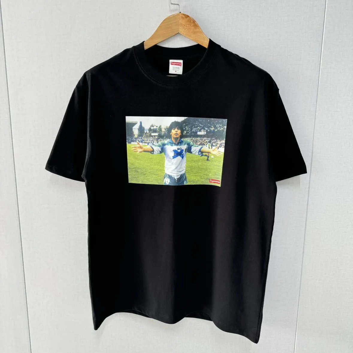 Supreme T-Shirt