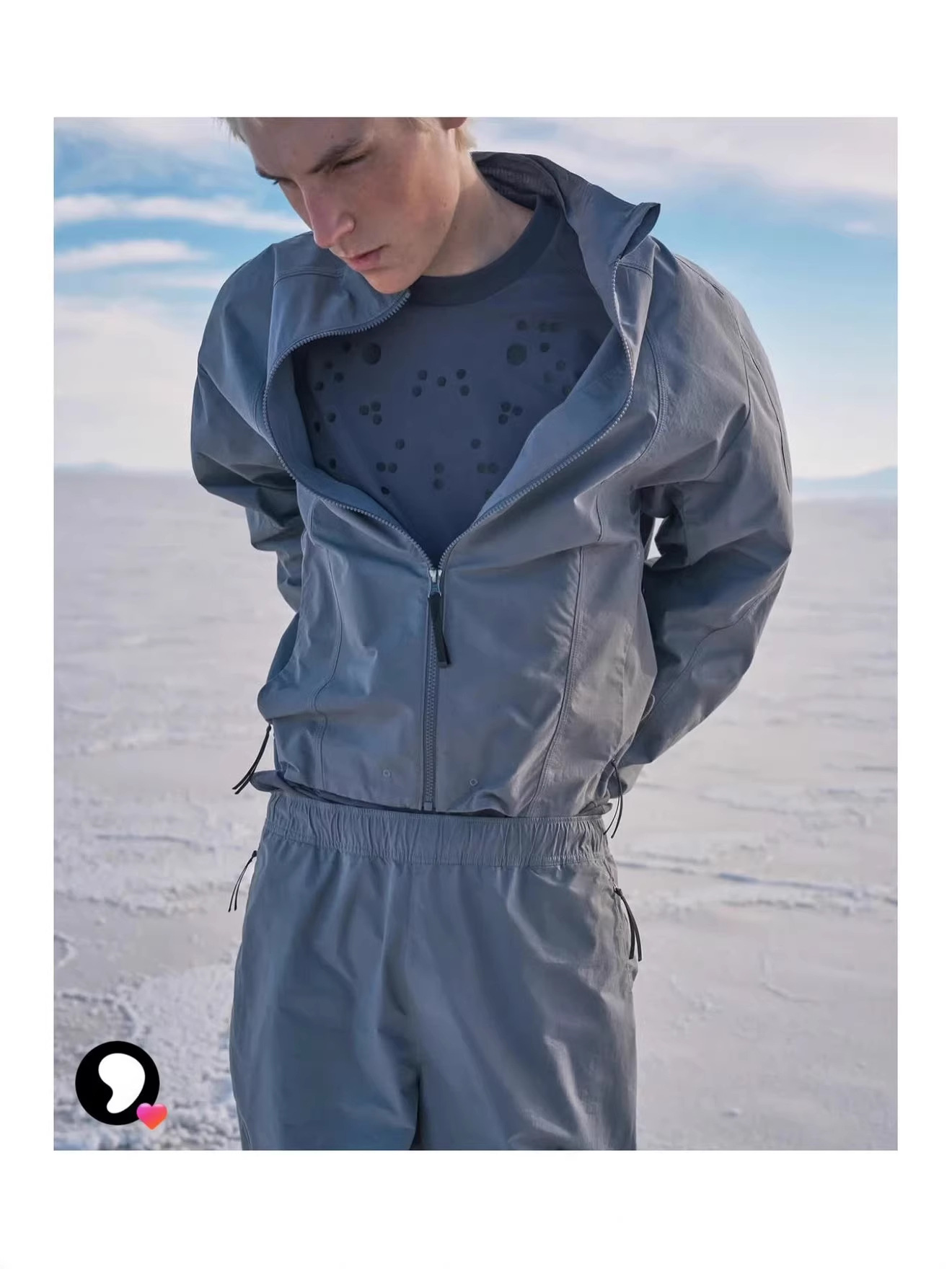 Gdw0 Series Japanese Outdoor Functional Windproof Tear-Resistant Stand-Collar Jacket for Men and Women, Windproof Camping Jacket with 3D Tailoring Fotografie QC de pe 1688 pe Qualit.ly