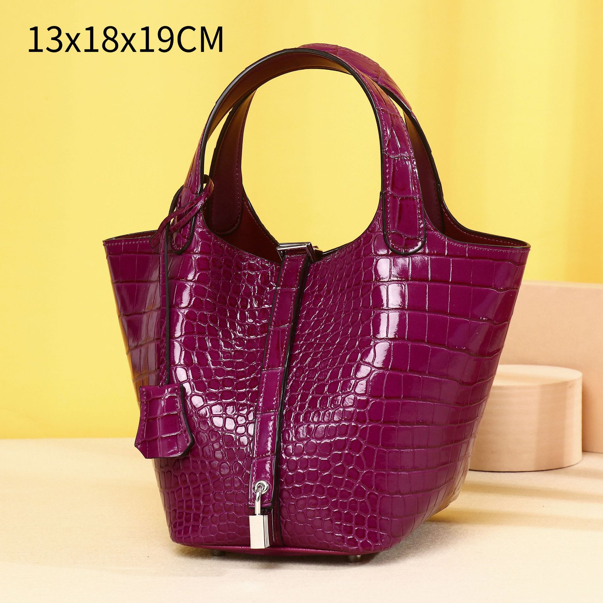 Crocodile Belly Pattern Niche European and American Style Classic Women's Bag with a High-End Feel, Crocodile Pattern Handbag, Versatile Commuting Bag