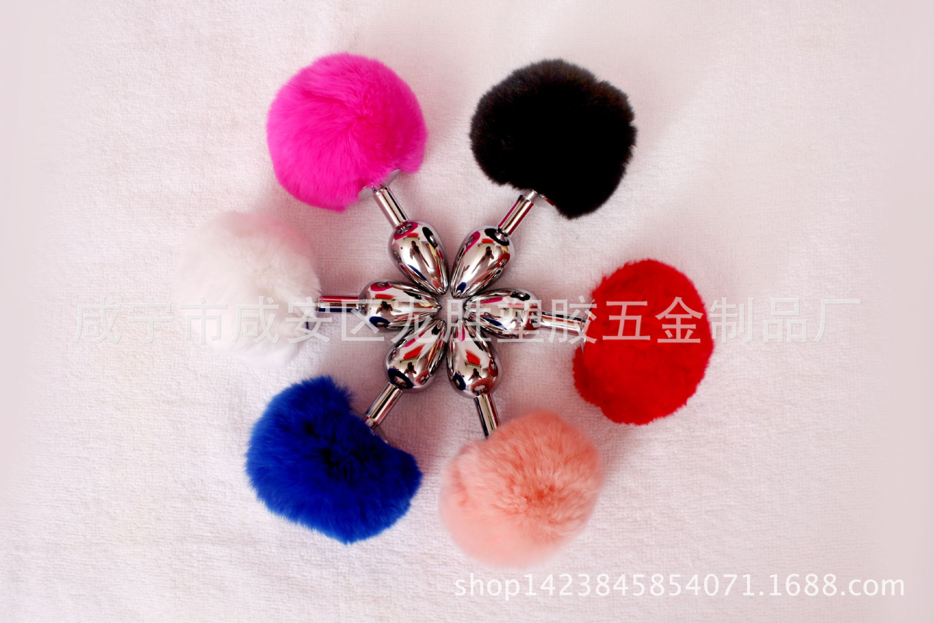 Sex toys manufacturers wholesale fur ball rabbit tail small metal anal plug support a generation of hair