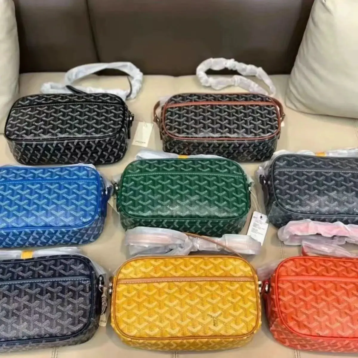 Dog Tooth Camera Bag Size 22.5 * 13 * 7cm