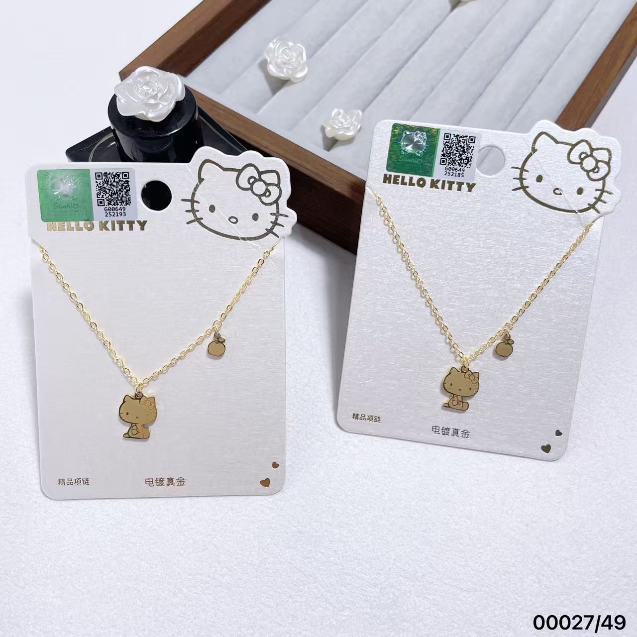 Authenticly Authorized Hello Kitty Exquisite and Fashionable Gold-Colored Cute Necklace 00027