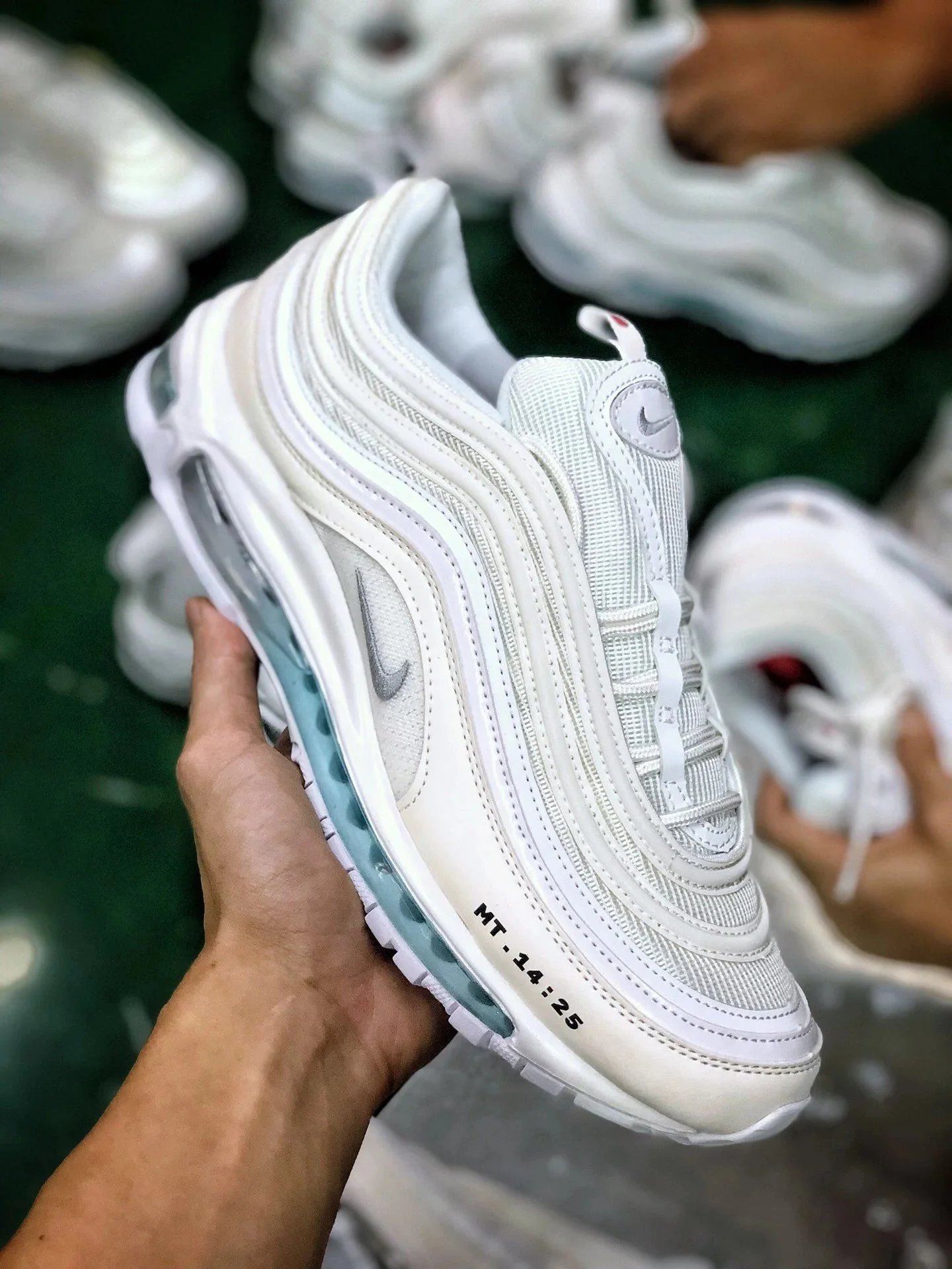 麦+97