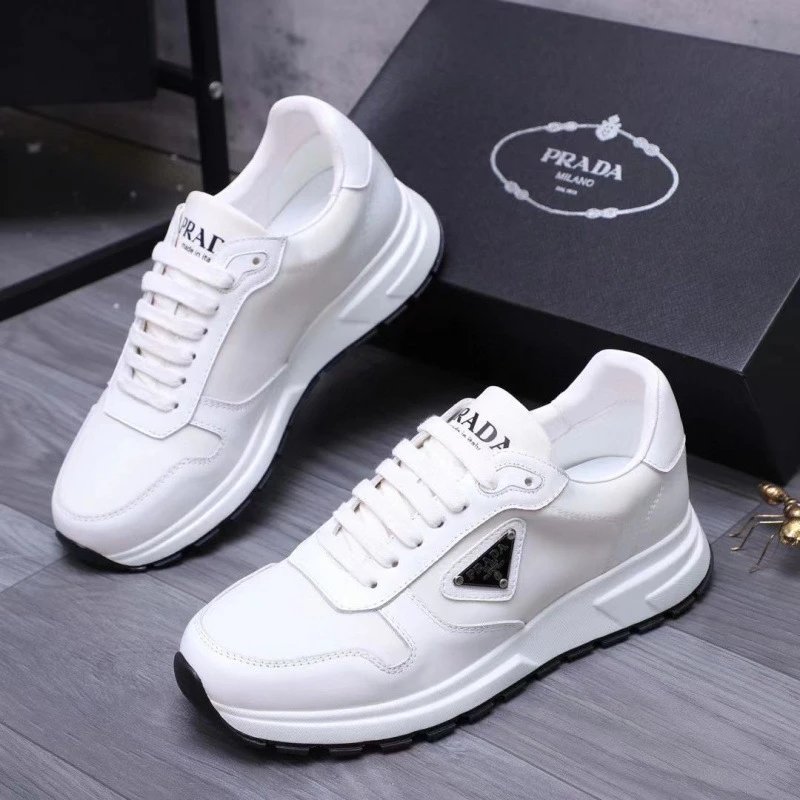 Prada Sneakers Foto QC de WEIDIAN na Qualit.ly