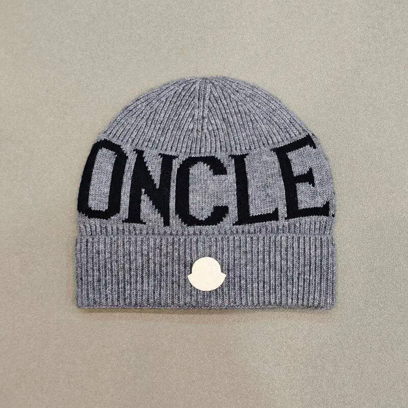 Winter Classic European and American Wool Knitted Hat Letter Jacquard Cold Hat Men's Ski Hat
