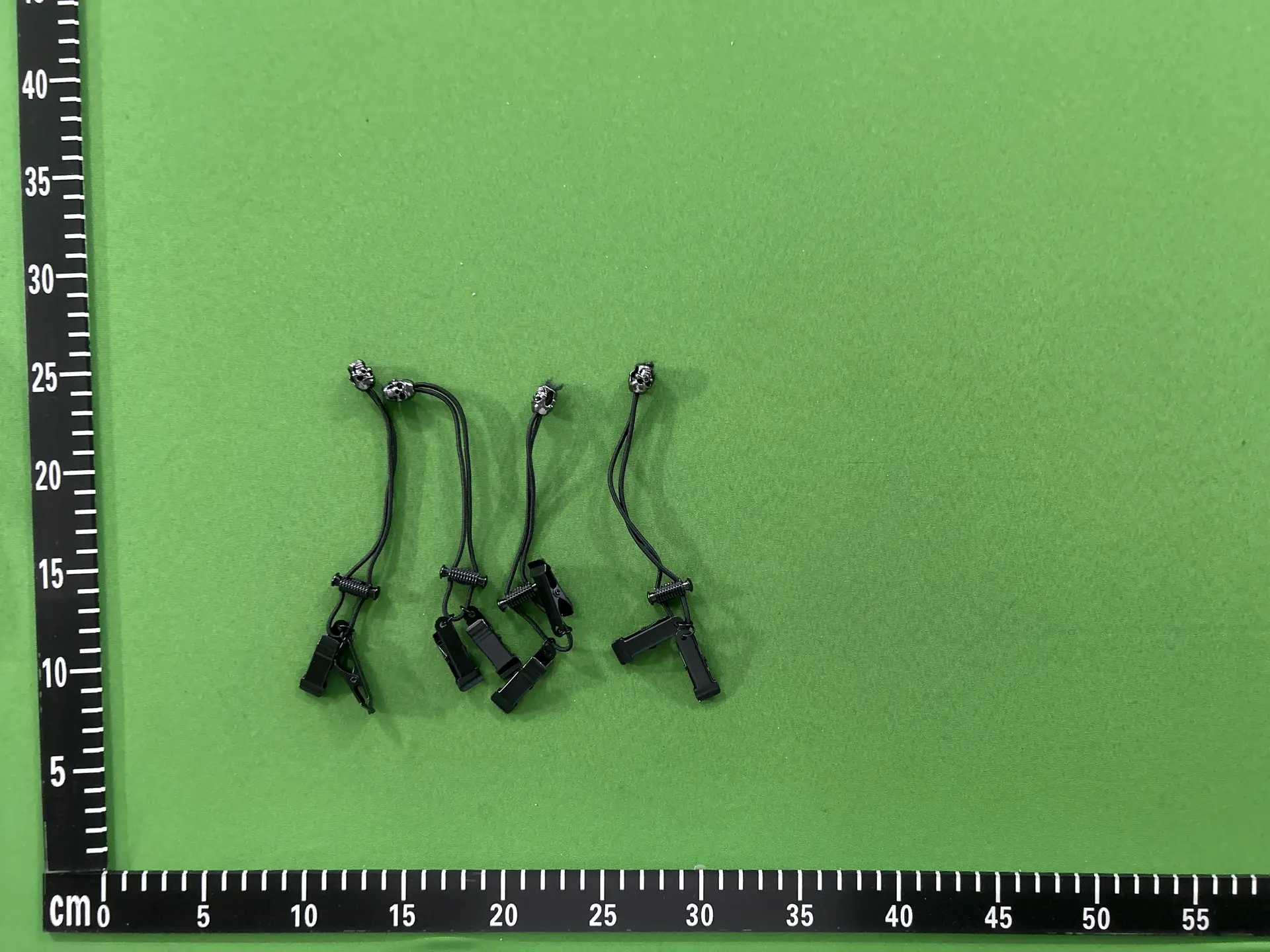 Pants legs fixing clips rolling edges pants legs buckles mouth-collar fixing pants length change short leg buckle artifact bracket rope clip