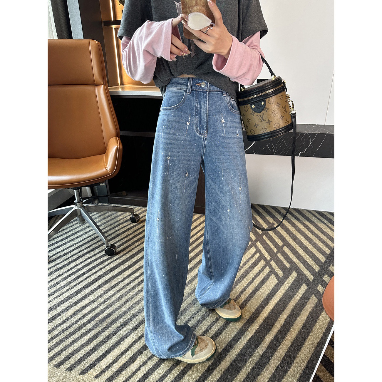 Sparkling and Adorable! Double-Version Rhinestone-Embellished Jeans for Women, 2026 New Spring and Autumn Design, Loose Wide-Leg Pants