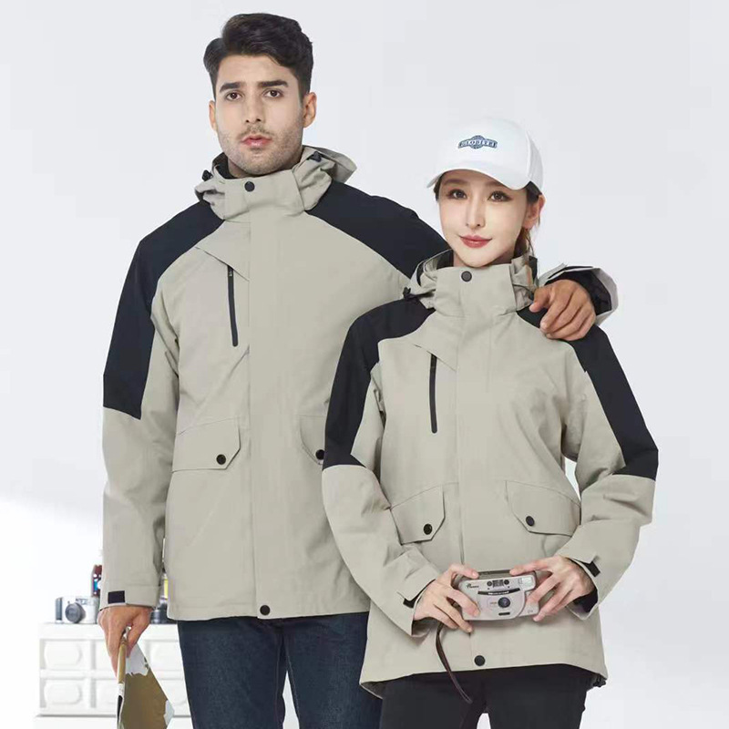 Three-In-One Jacket with Detachable Liner, Mountaineering Jacket, Autumn and Winter Hooded Windproof and Waterproof Two-Piece Set with High Waterproof Rating