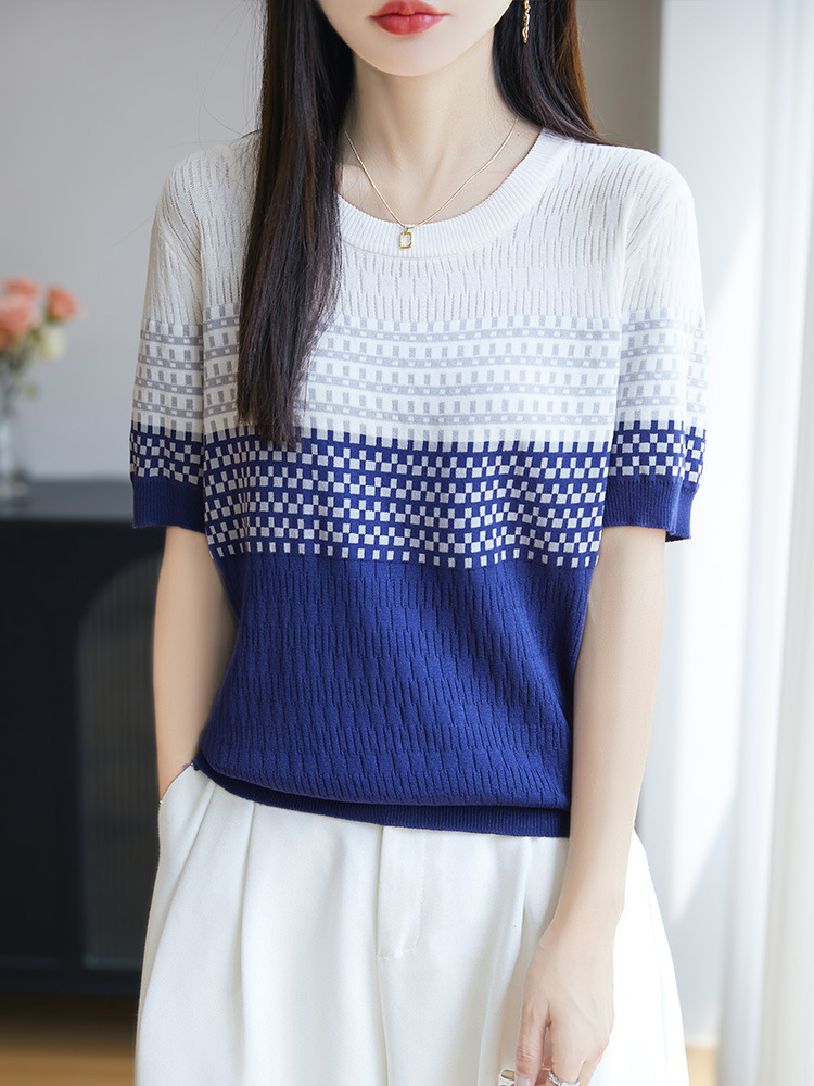 Ice Silk Round Neck Gradient Knitted Short-Sleeved T-Shirt for Women Summer Thin Niche Design Three-Quarter Sleeve Bottoming Shirt Top