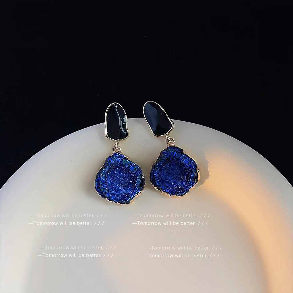 Irregular Klein Blue Oil Drop Earrings for Women, Korean Niche High-End Earrings, Exaggerated Stylish Fashion Earrings