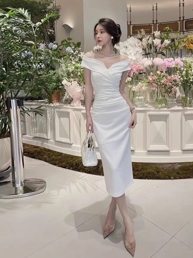 Fashionable and Elegant Ladylike One-Shoulder Bodycon Mini Dress for Women, Suitable for Everyday Wear, Slimming, and Date, Over-The-Knee Dress