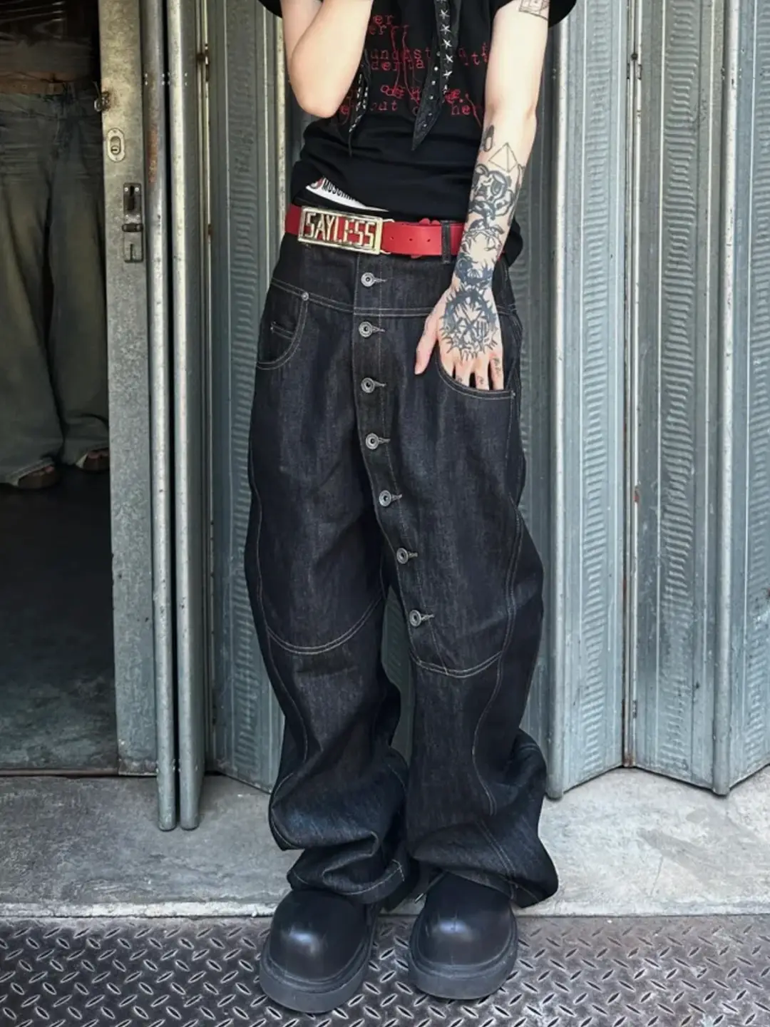 Niche curved button jeans men's American high street retro design baggy silhouette casual curved knife pants