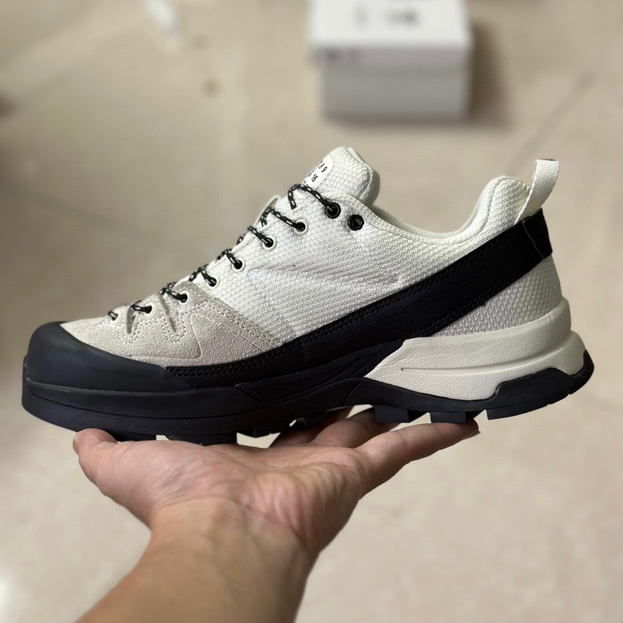 Maggie MM6 hiking shoes 2024 new dad shoes casual non-slip hiking shoes running sports shoes women Foto QC de 1688 na Qualit.ly