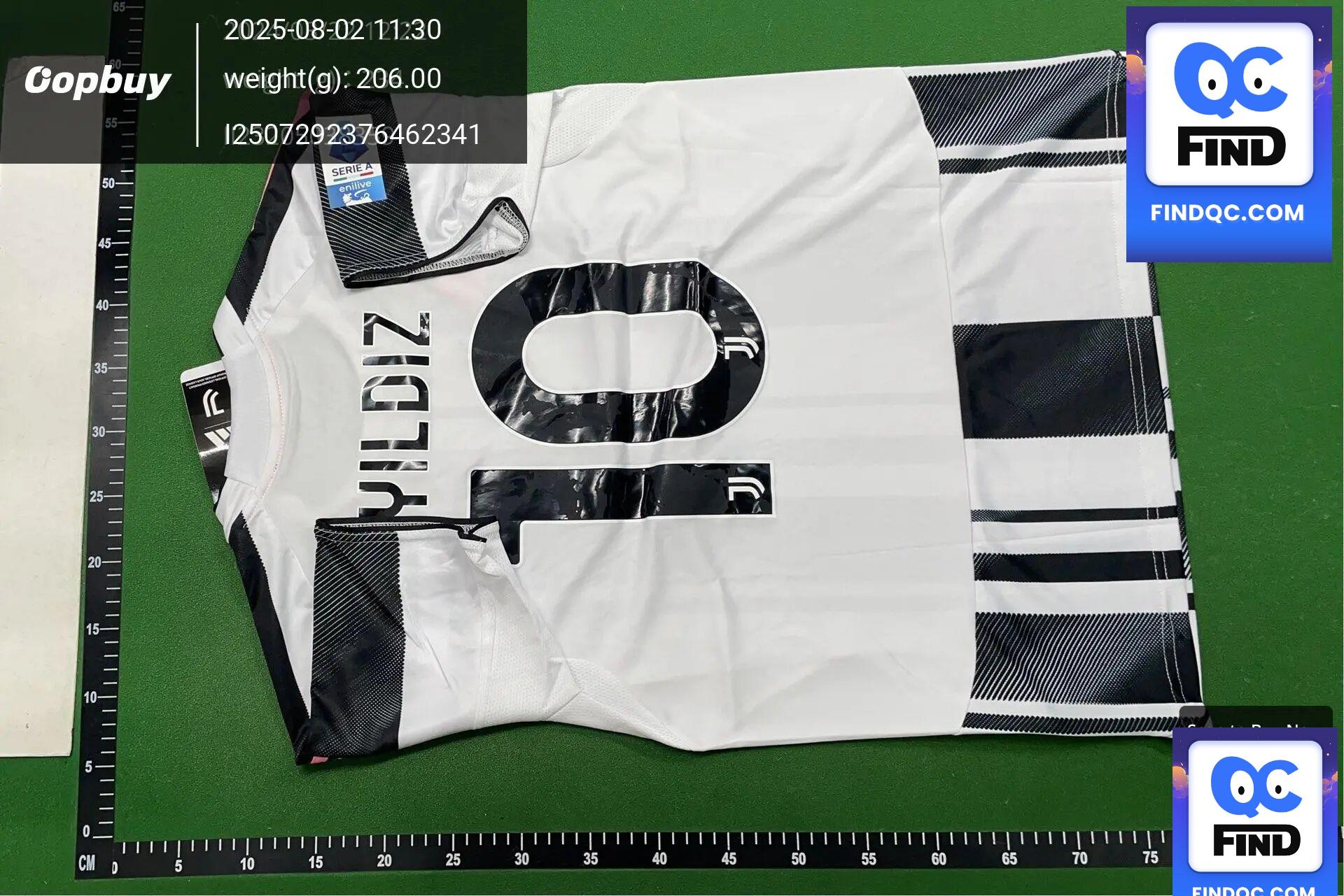 Wholesale 2526 Juventus Football Uniforms for Men and Women, Ronaldo Adult Short-Sleeved Home and Away Game Training Uniforms — QC-foto 3