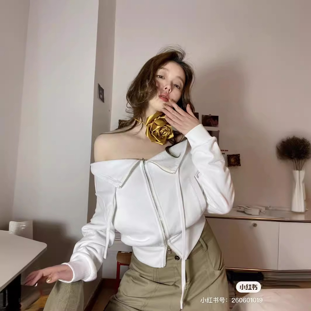 2024 New Design Pure Desire Sexy Off-Shoulder Drawstring Two-Wear One-Shoulder Zipper Sweatshirt Cardigan for Women 3013
