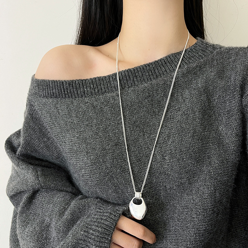 Japanese and Korean Bloggers Fever Same Style Saddle Bag Long Necklace Women's Accessible Luxury Niche Sweater Chain High-End Accessories