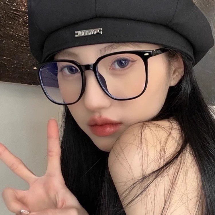 Black-rimmed Glasses Women's Plain-free Artifact Anti-blue Light Korean-style Myopia Can be Equipping with Internet-famous Large-frame Face-displaying Small Flat Glasses