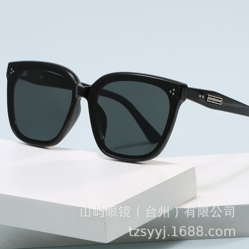 2025 New Thickeneded Pc Polarized Sunglasses Korean Style High Quality Glasses Tr Fashion Trendy Sunglasses Unisex