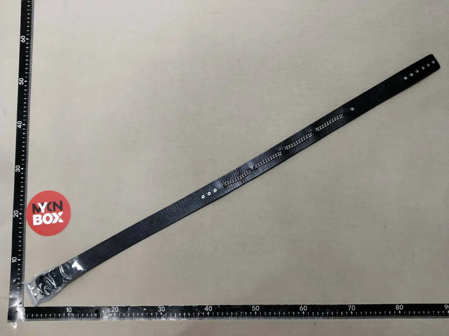 DiniHomme 04ss“Strip”Runway Chain Belt