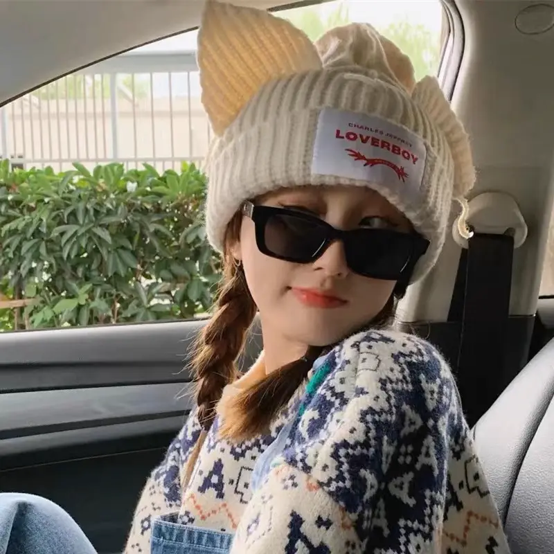 Winter Hat for Women, Korean Style Knitted Cat Ear Hip-Hop Beanie, Personalized Letter Warm Pullover Hat, Internet Celebrity Style