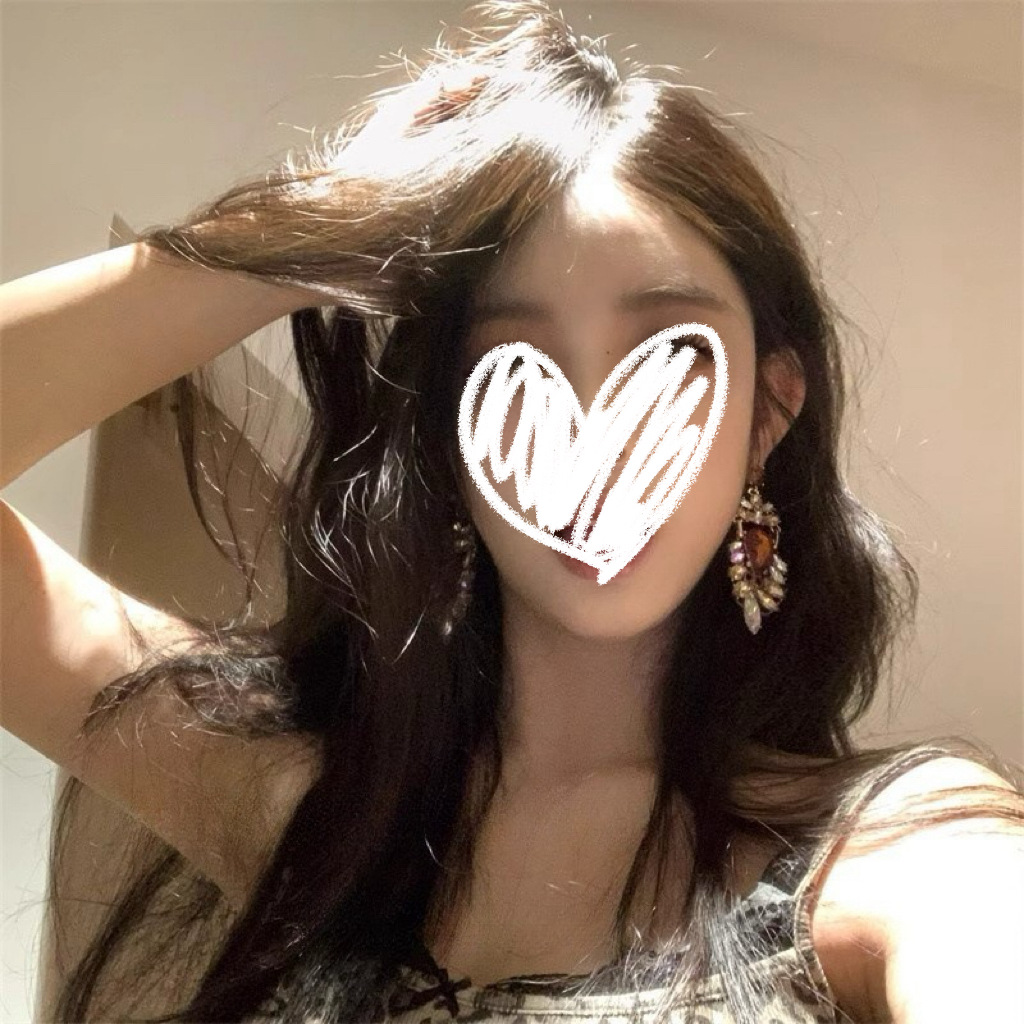 Expensive Light Luxury Dirty Gold Big Miss Earrings Retro Heavy Industry Zircon Exaggerated Earrings Long Elegant Ear Stud Ear Clip
