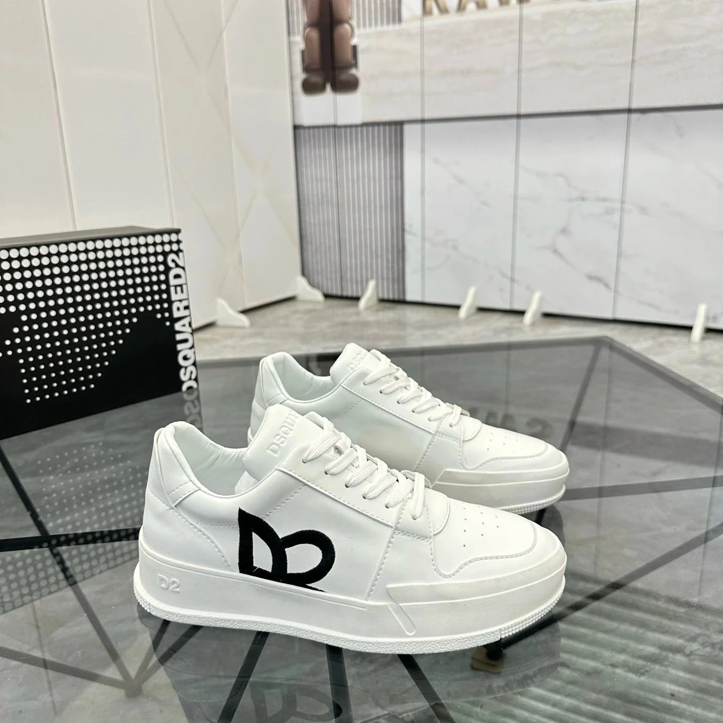DSQUARED2 D2