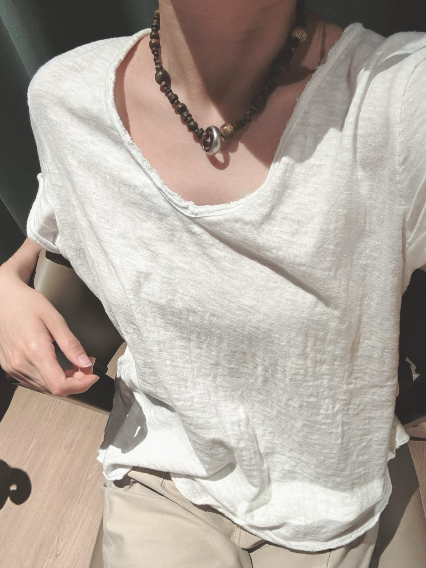 New Summer Versatile Slim-Fit 100% Cotton Slub Yarn Loose Wide-Shoulder Rolled-Edge Design V-Neck Short-Sleeve T-Shirt 6303