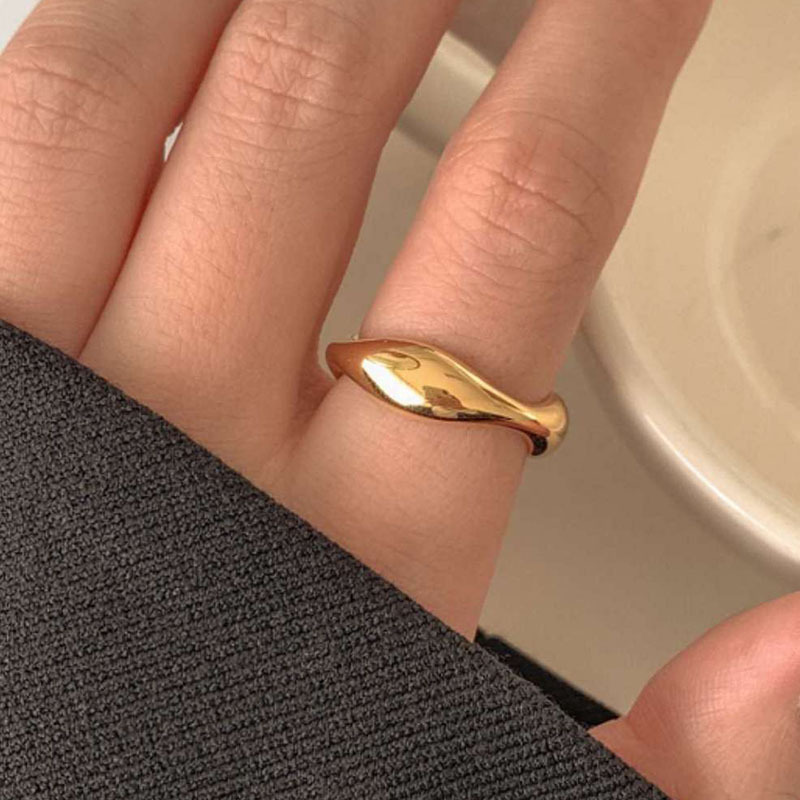 European and American Simple Geometric Bamboo Ring Women's Niche Design High-End Closed Ring Titanium Steel Electroplated 18K Jewelry