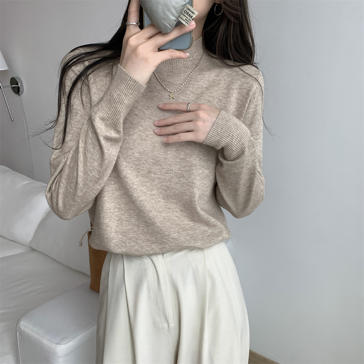 White Knitted Sweater for Women, Autumn and Winter New Korean Style, Loose Fit for Petite Figures, Half-High Collar, Suitable for Wearing Outside or as a Base Layer, Wholesale