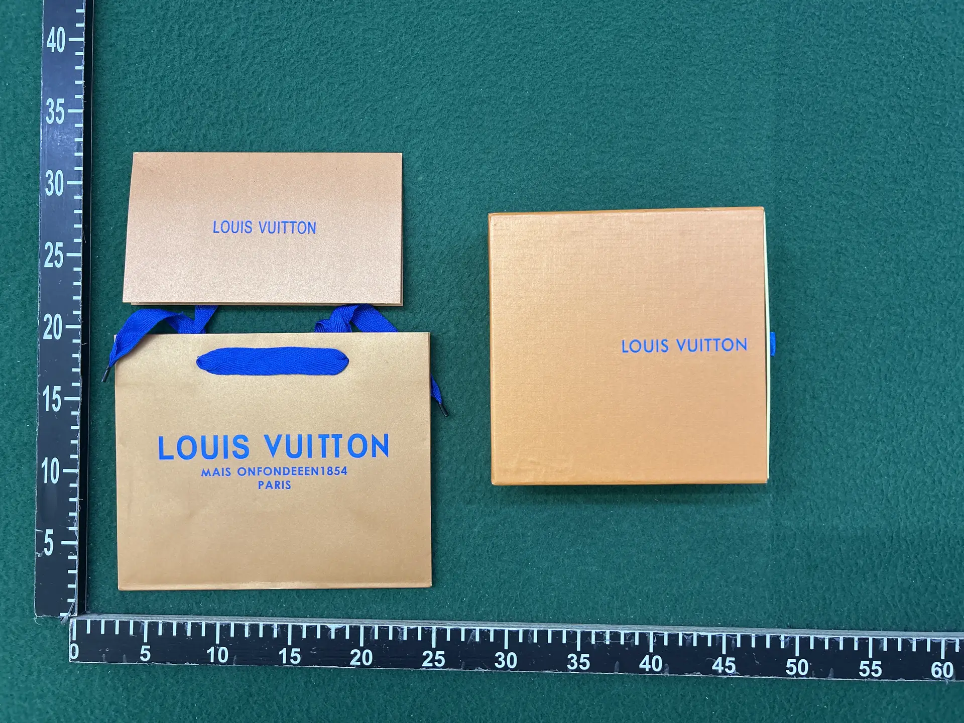 时尚皮带（pls contact WhatsApp：+1（346）256-7125，if u need size recommendation）Ra