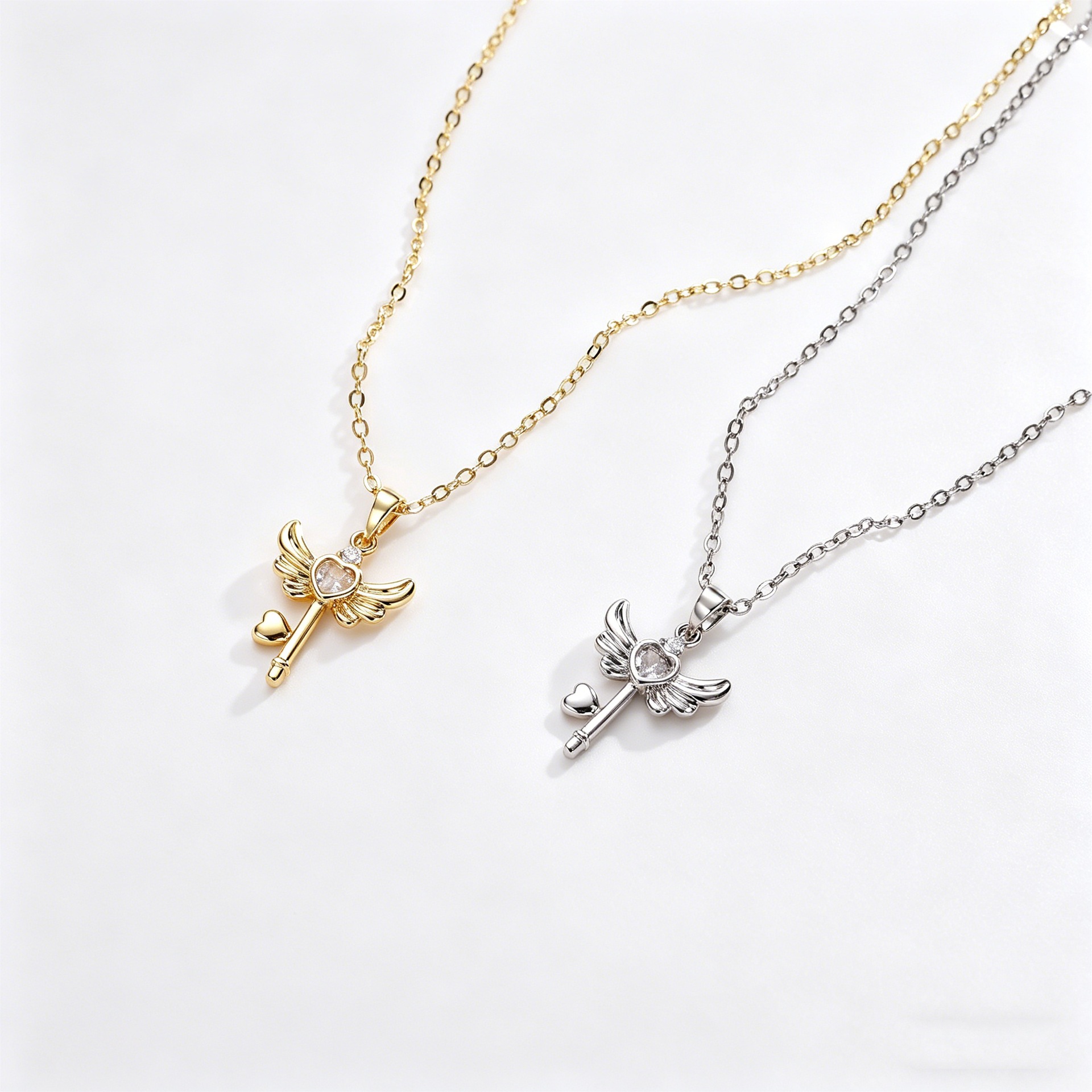 Luo Chen's Cross-Border Best-Selling Angel Wings Heart-Shaped Necklace Pendant with Niche Design and Elegant Clavicle Chain