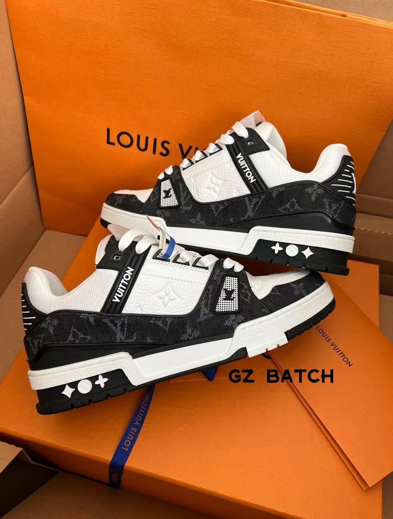 Louis Vuitton Sneakers