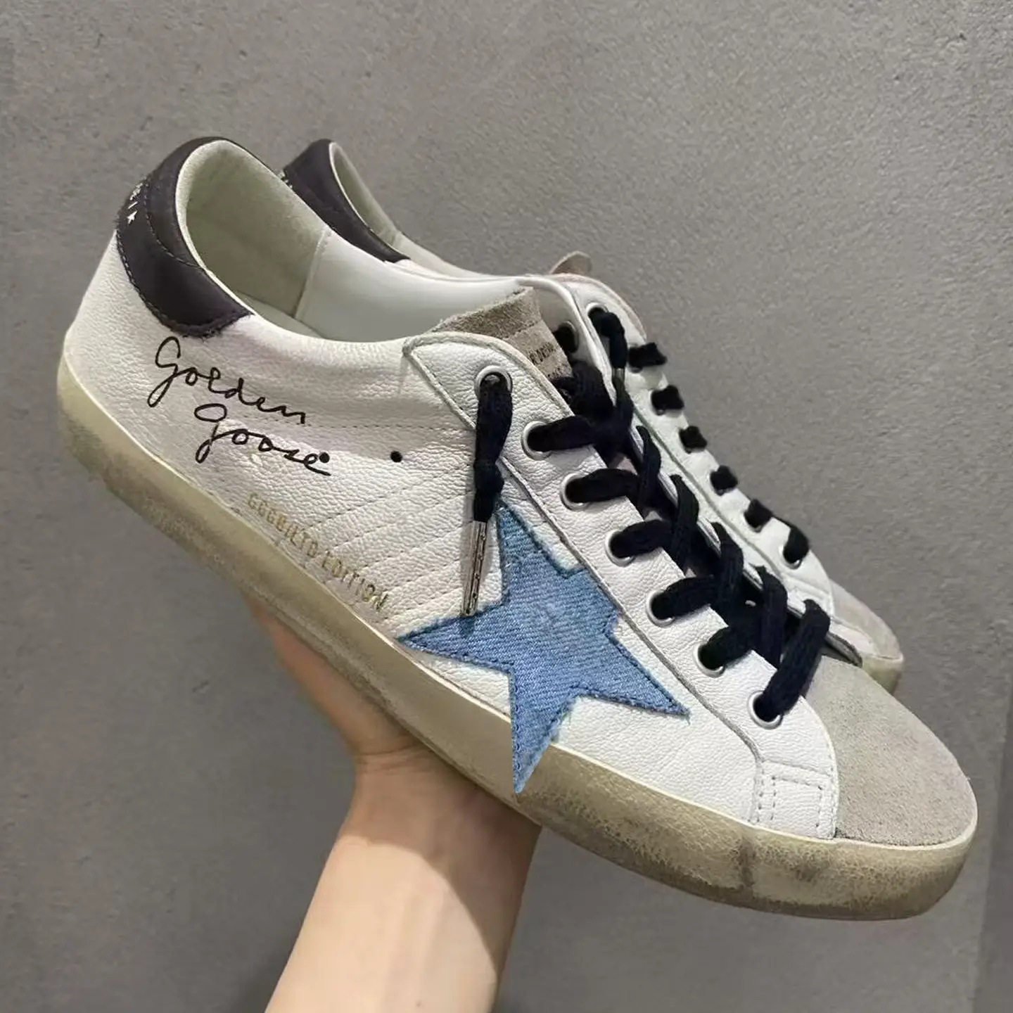 2025 New Vintage Denim Blue Star Distressed Shoes for Women, Classic Lace-Up Versatile Casual Flat Dirty Sneakers