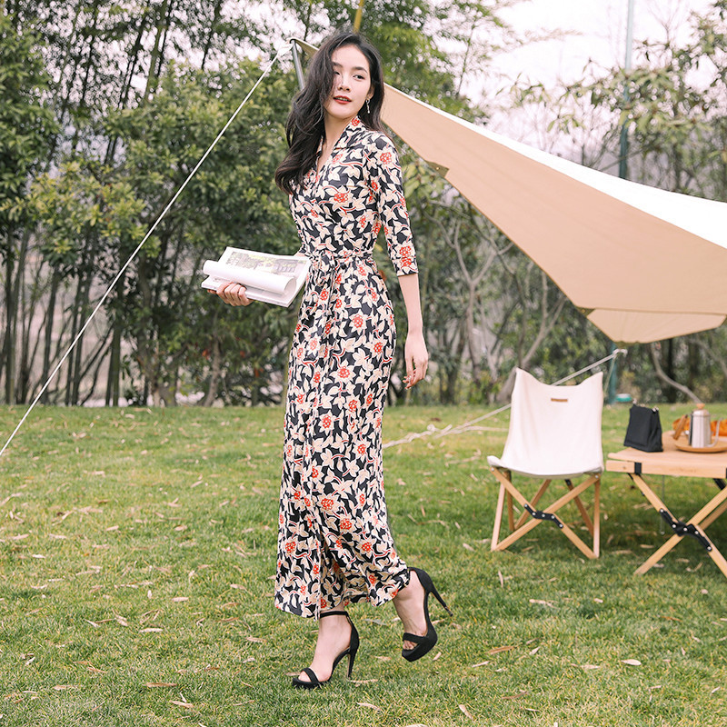 New Marigold Vine Print Knitted Stretch Wrap Dress with Elegant Three-Quarter Sleeve and Lapel Fashion Dress