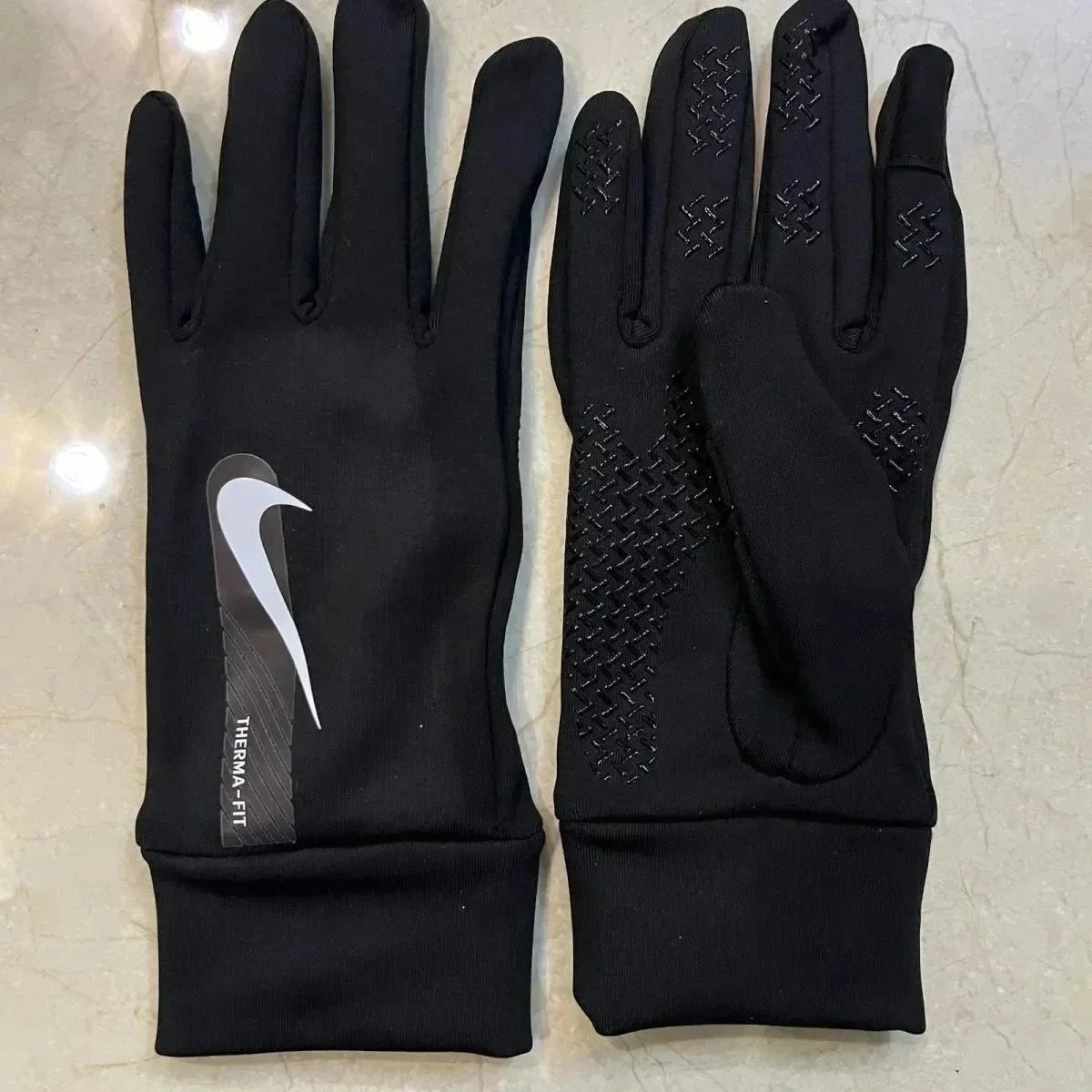 Nike Therma-Fit Gloves