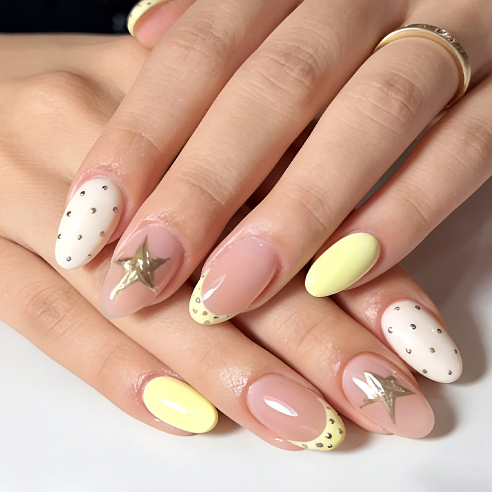 Daily New Style Oval Nails in Creamy Yellow French Polka Dot Star Design, Wearable Nail Art Stickers, 24-Piece Set, Removable