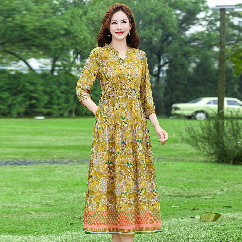 2026 New Fashion Long Dress for Middle-Aged Women, Summer Ethnic Style Slimming Lace Collar Dress for Moms