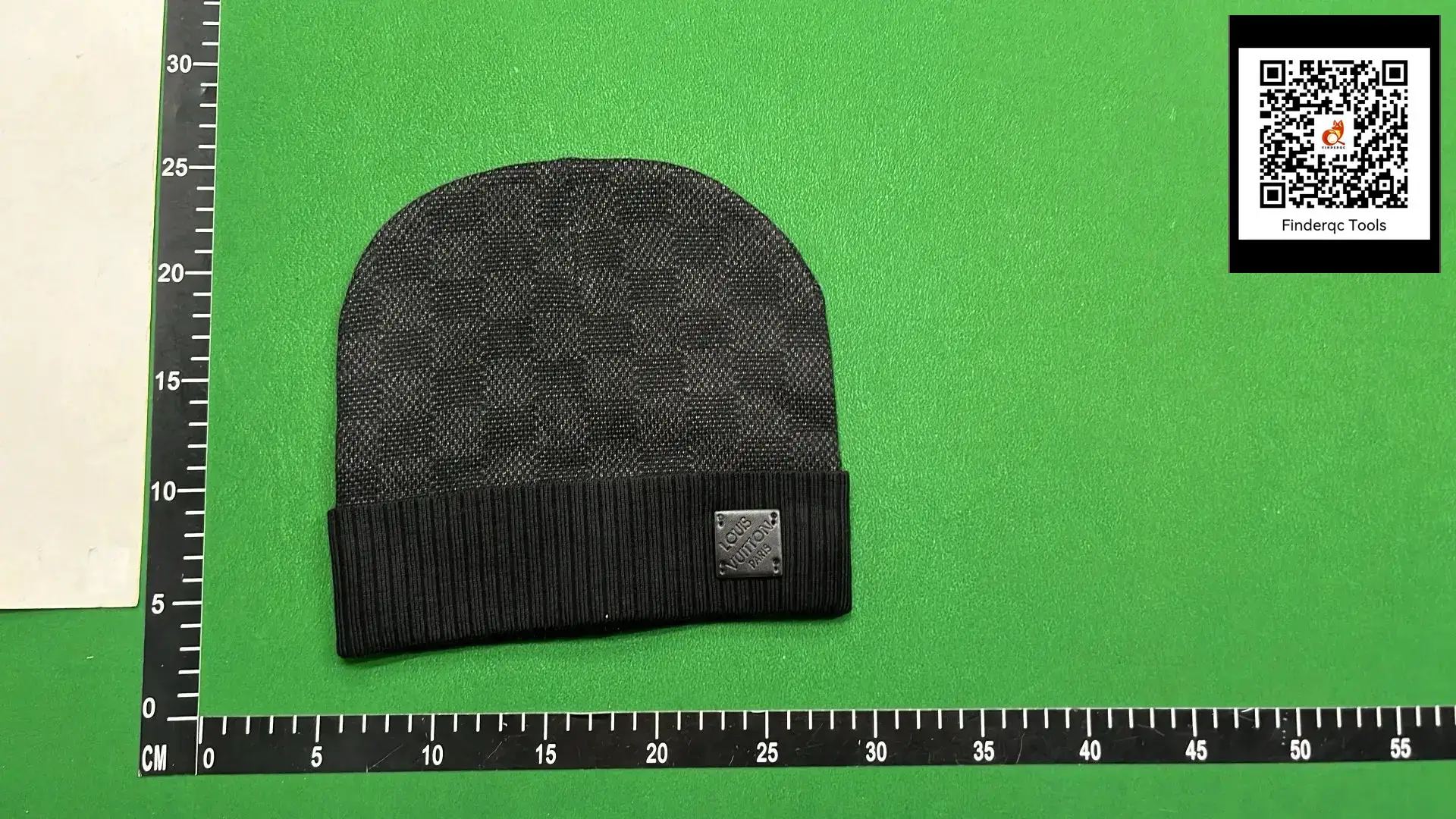 Autumn and Winter Old Flower Plaid Knitted Hat New Style Foreign Trade Thickened Warm Foreign Style Baotou Hat Leather Label Men's and Women's Fashion