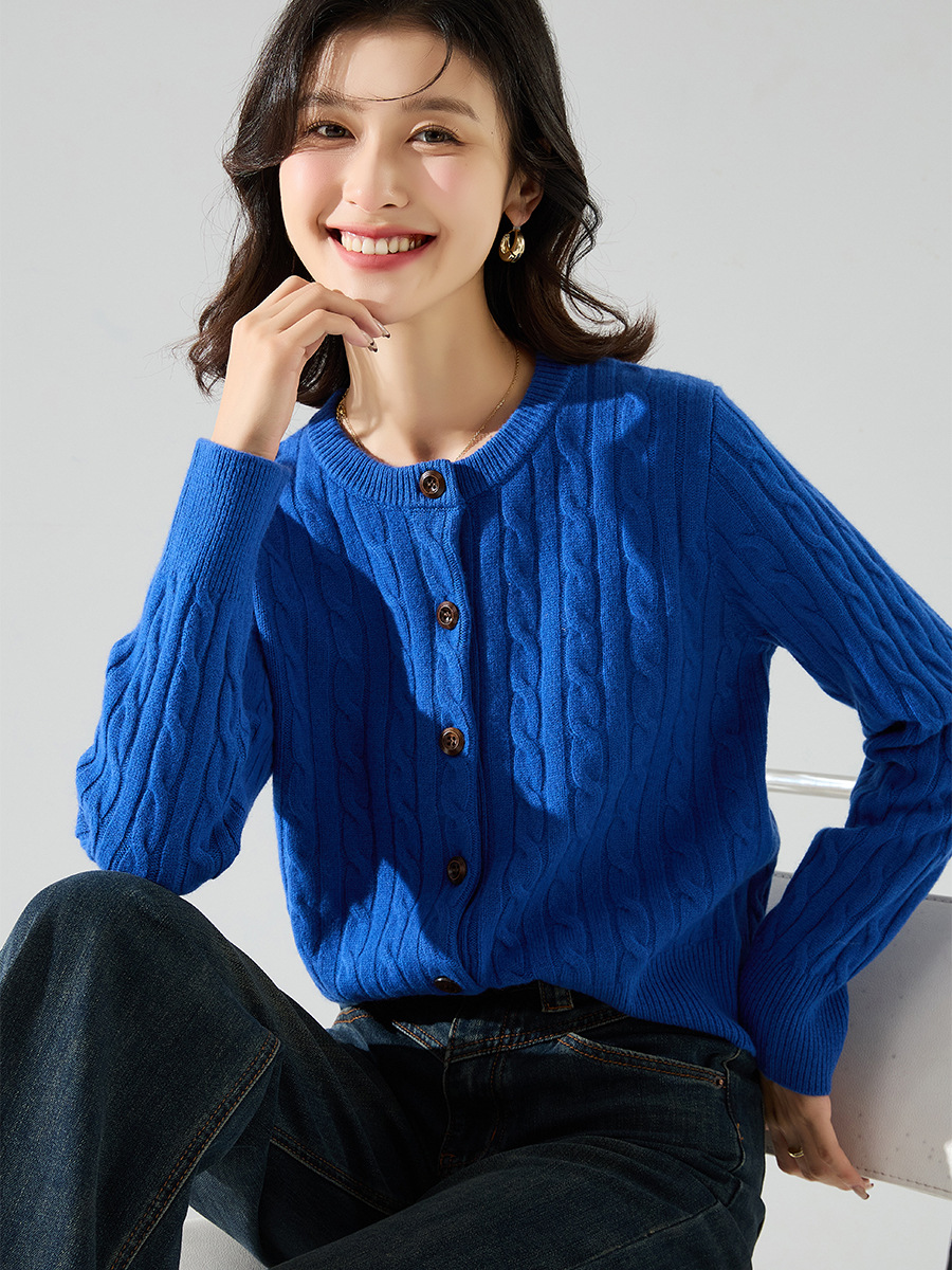 26 Spring New Style Knitted Chunky Needle Loose Fashion Sweater Women's Lazy Style Cardigan Klein Blue Top 22162