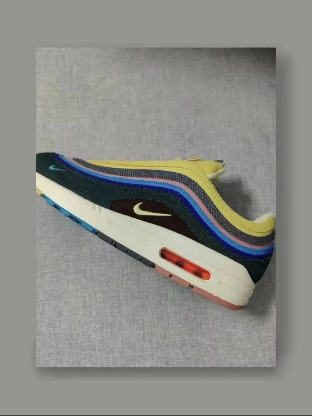 MAX97灯芯绒