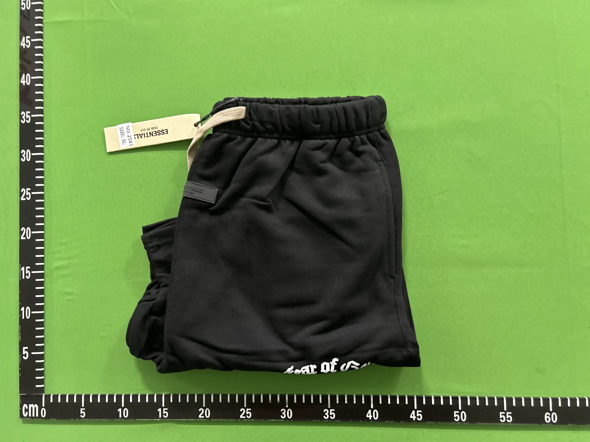 Fear of God Essentials Sweatshorts Black
